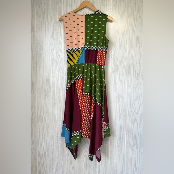 ECI Contrast Midi Plum Motif Dress Size M NWT - Picture 3 of 4